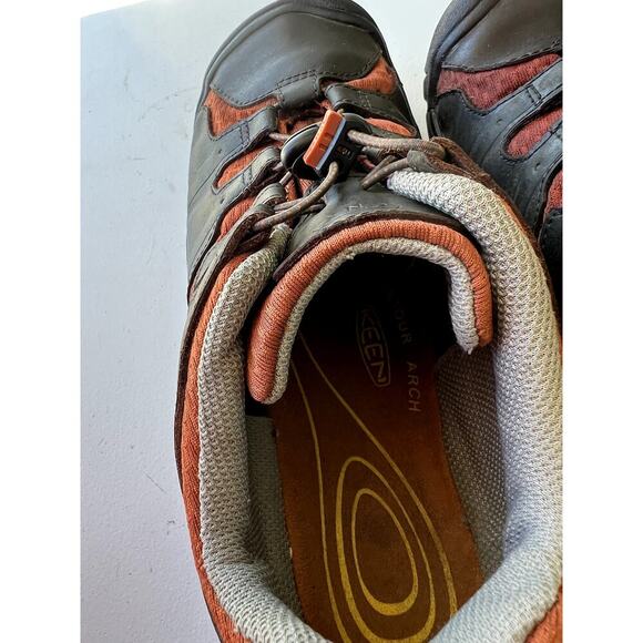 Keen Hiking, shoes with elastic ties, orange & brown, Youth size 5 - Picture 3 of 6